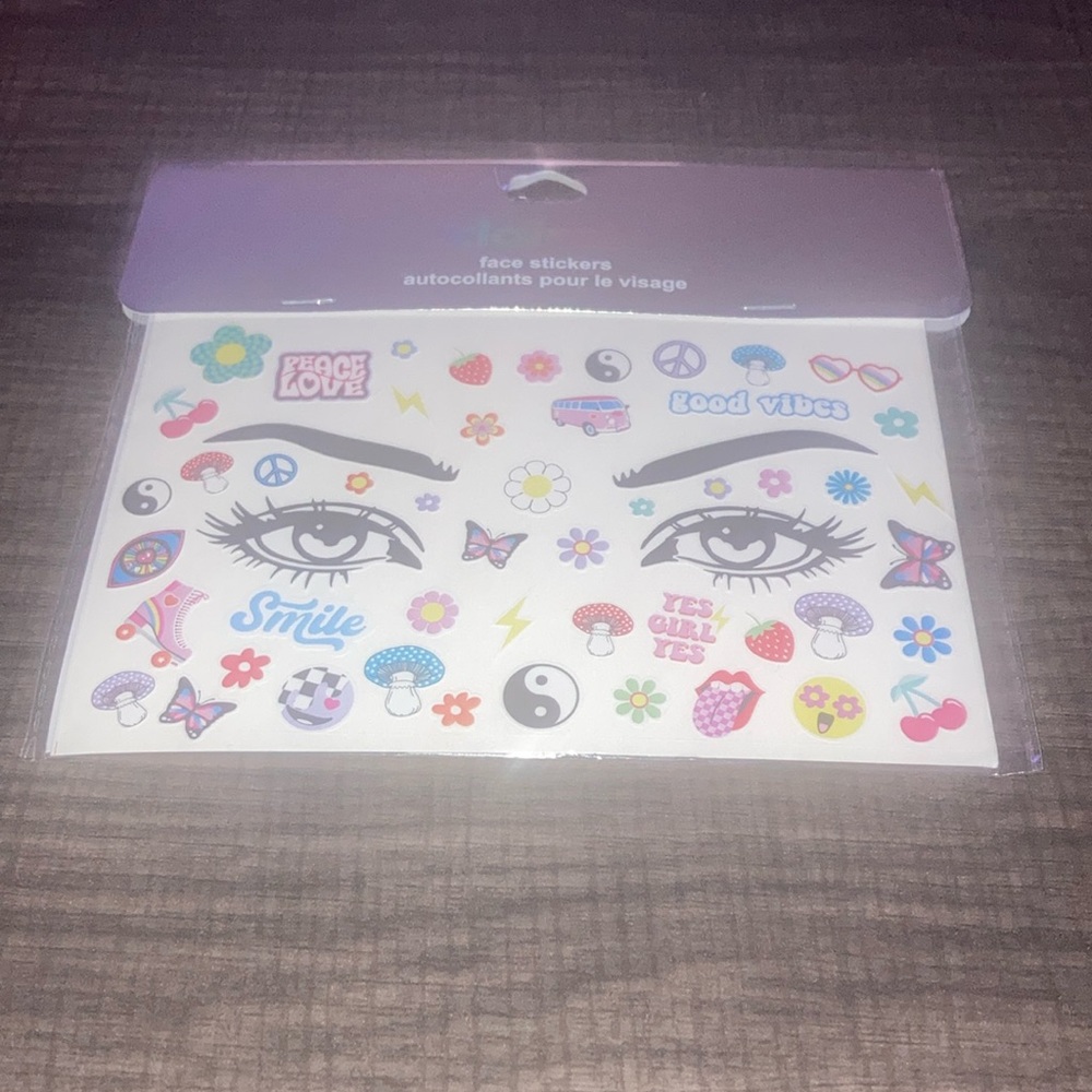 NWT Claire’s Good Vibe Face Stickers